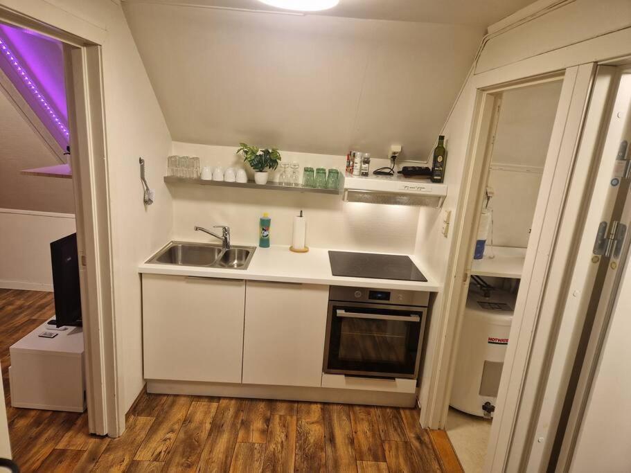 Smaller Apartment Next To Bridge Tromsø Exterior foto